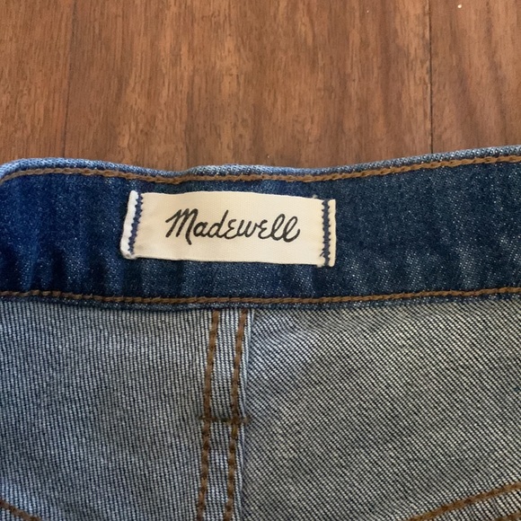 🎉 HOST PICK x2 🎉 Madewell Embroidered Flower Jeans 🌺 - Picture 3 of 7